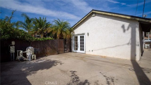 737 Dover, San Bernardino, CA 92407