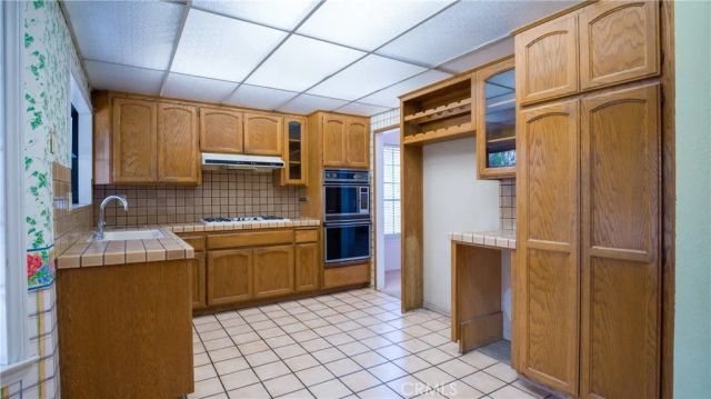 737 Dover, San Bernardino, CA 92407