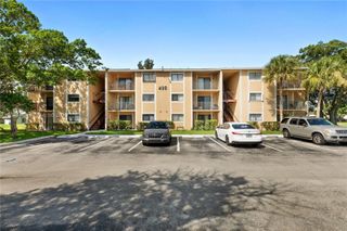 400 Palm Circle W 208, Pembroke Pines, FL 33025