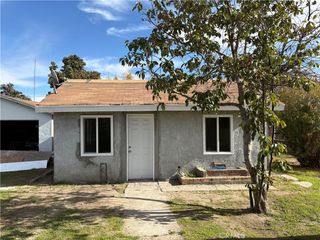 555 1/2 Ramona, San Bernardino, CA 92411