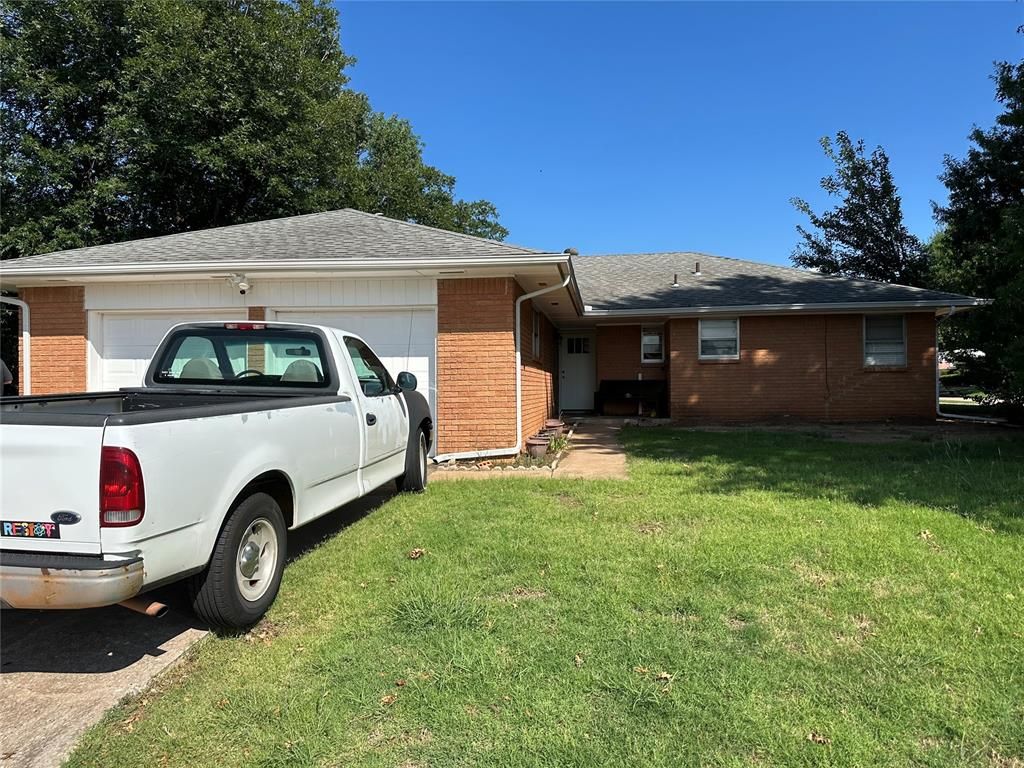 101 Burton Place, Edmond, OK 73013