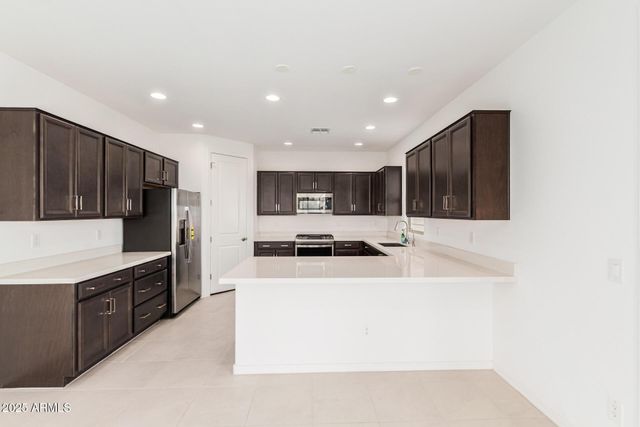 7960 E QUARTET Avenue, Mesa, AZ 85212