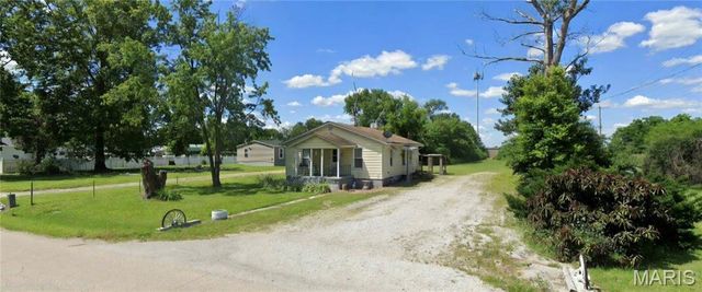 2211 State Street, East Carondelet, IL 62240