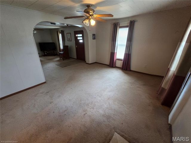 2211 State Street, East Carondelet, IL 62240