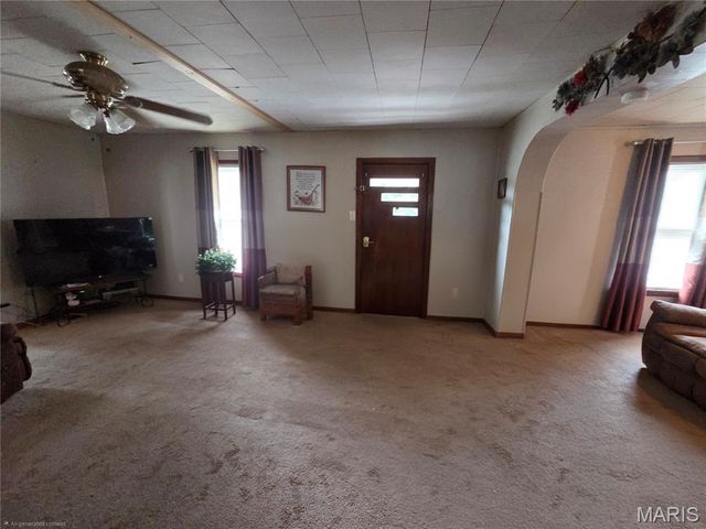 2211 State Street, East Carondelet, IL 62240