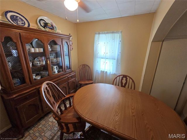 2211 State Street, East Carondelet, IL 62240