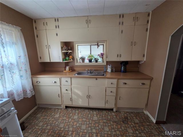 2211 State Street, East Carondelet, IL 62240