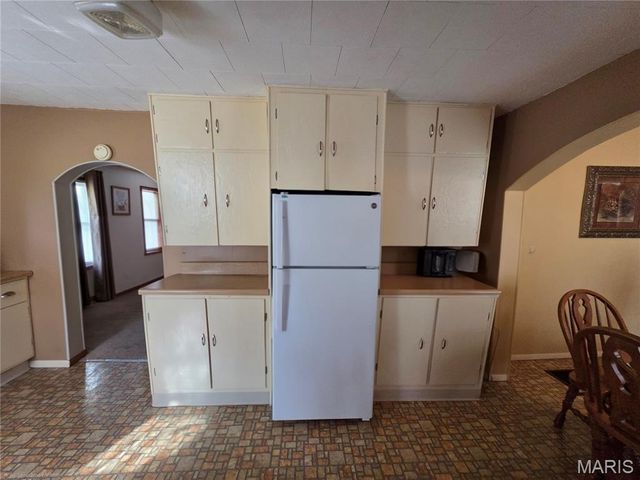 2211 State Street, East Carondelet, IL 62240