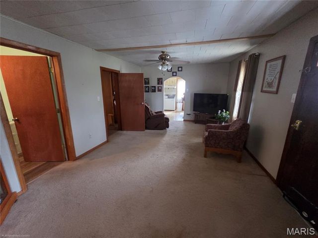 2211 State Street, East Carondelet, IL 62240