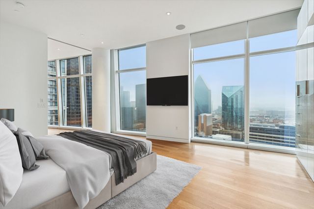 1918 Olive Street 2703, Dallas, TX 75201