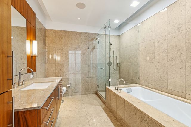 1918 Olive Street 2703, Dallas, TX 75201