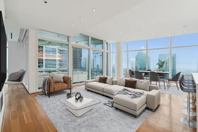 1918 Olive Street 2703, Dallas, TX 75201