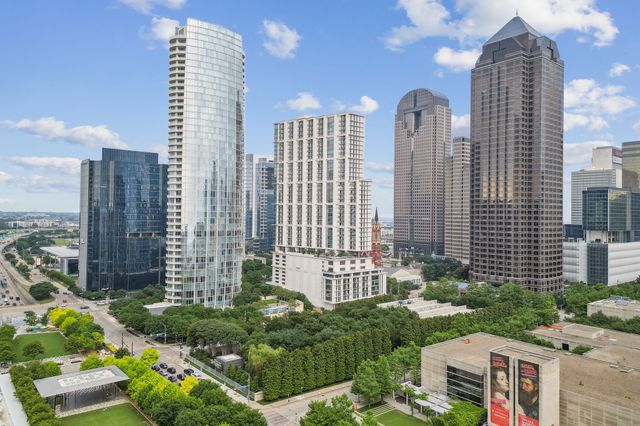 1918 Olive Street 2703, Dallas, TX 75201