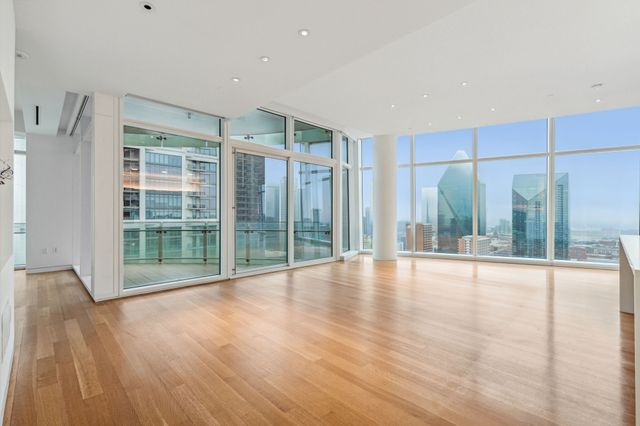 1918 Olive Street 2703, Dallas, TX 75201