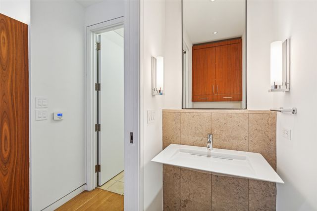 1918 Olive Street 2703, Dallas, TX 75201