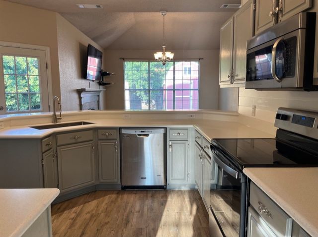 4611 Shorewood Drive, Arlington, TX 76016