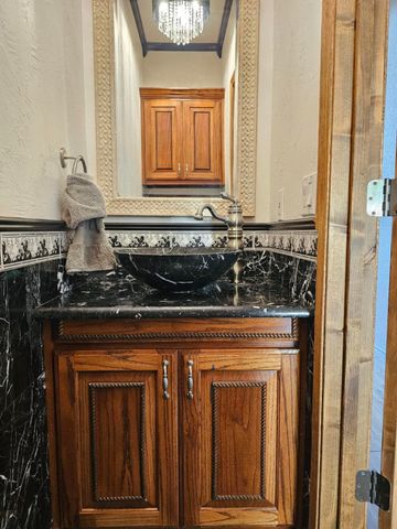 4611 Shorewood Drive, Arlington, TX 76016