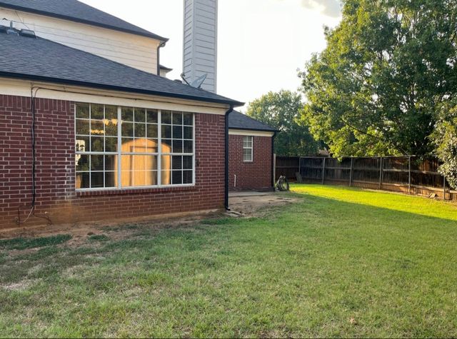 4611 Shorewood Drive, Arlington, TX 76016