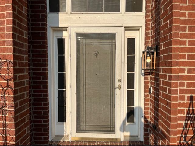 4611 Shorewood Drive, Arlington, TX 76016