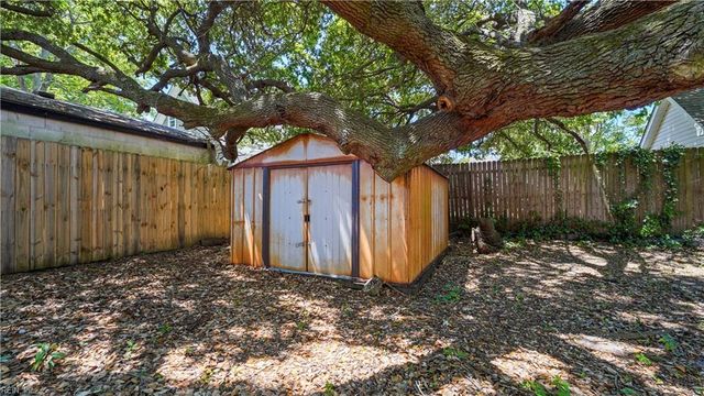 9631 18th Bay ST, Norfolk, VA 23518