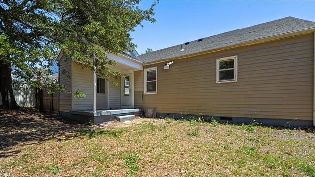 9631 18th Bay ST, Norfolk, VA 23518