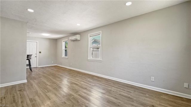 9631 18th Bay ST, Norfolk, VA 23518