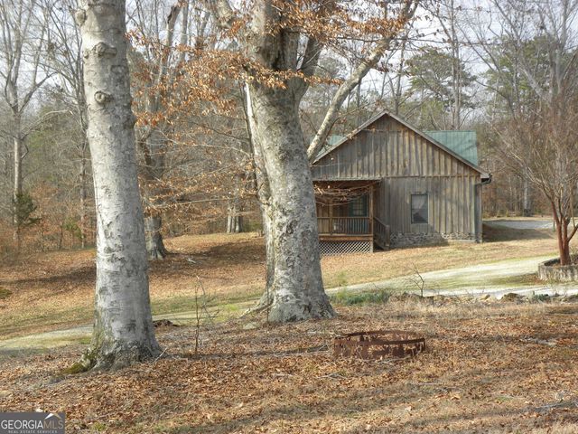 551 P. S. Road, Toccoa, GA 30577