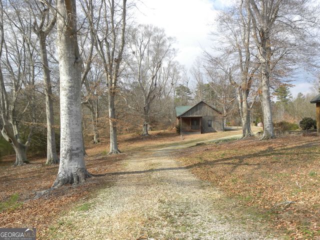 551 P. S. Road, Toccoa, GA 30577