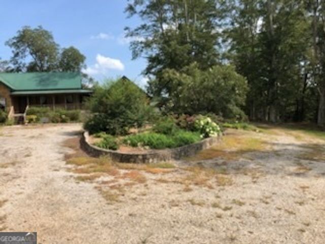 551 P. S. Road, Toccoa, GA 30577