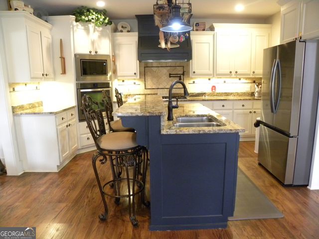 551 P. S. Road, Toccoa, GA 30577