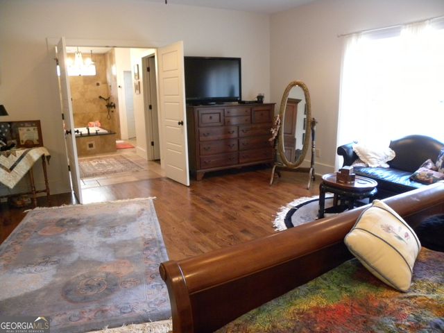 551 P. S. Road, Toccoa, GA 30577