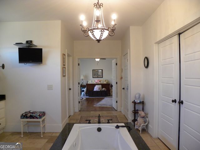 551 P. S. Road, Toccoa, GA 30577