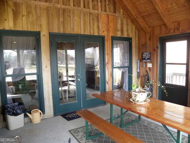 551 P. S. Road, Toccoa, GA 30577