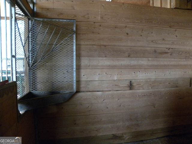 551 P. S. Road, Toccoa, GA 30577