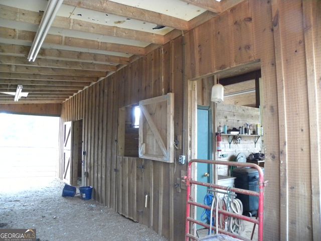 551 P. S. Road, Toccoa, GA 30577