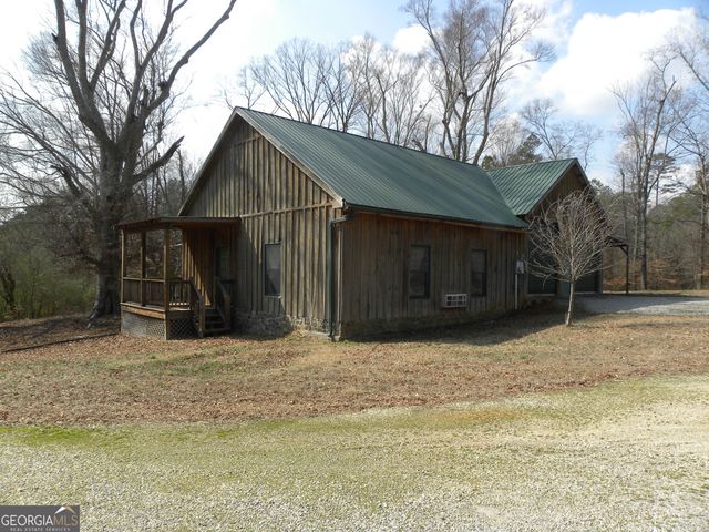 551 P. S. Road, Toccoa, GA 30577