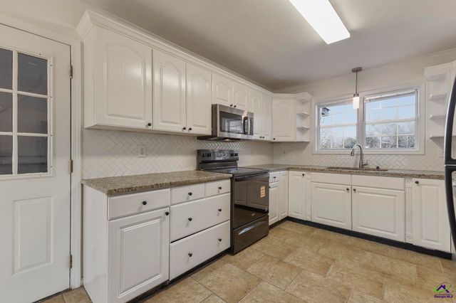 515 Candlewick Court, Macon, GA 31220