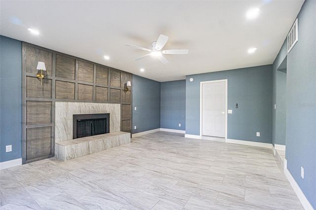 6370 CONNIEWOOD SQUARE, New Port Richey, FL 34653