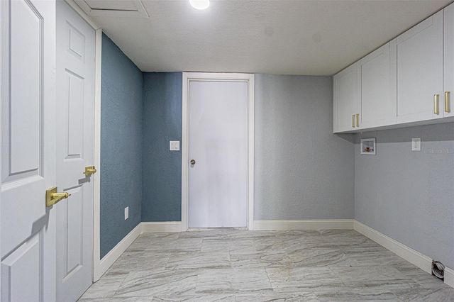 6370 CONNIEWOOD SQUARE, New Port Richey, FL 34653