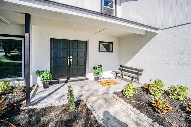 6370 CONNIEWOOD SQUARE, New Port Richey, FL 34653