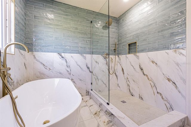 6370 CONNIEWOOD SQUARE, New Port Richey, FL 34653