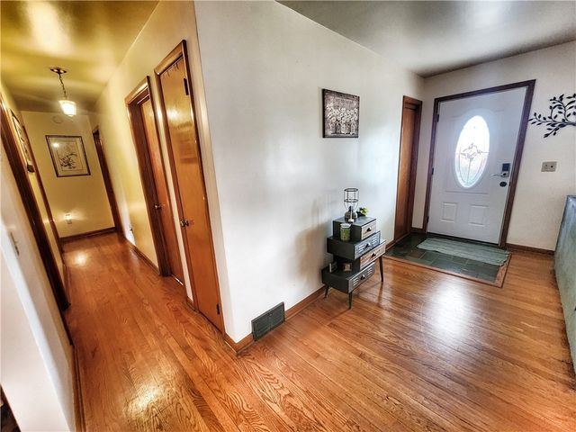 1013 Charles Dr., Union Twp, PA 16101