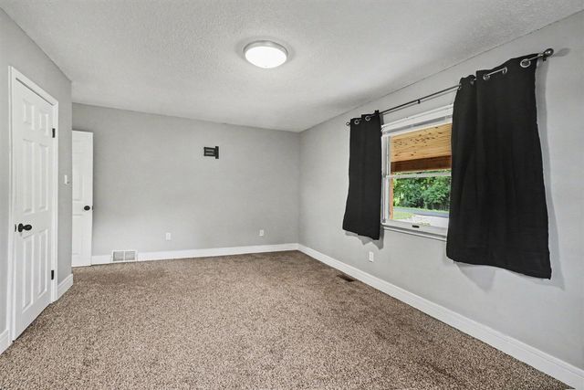 10290 Thorne Road, Horton, MI 49246
