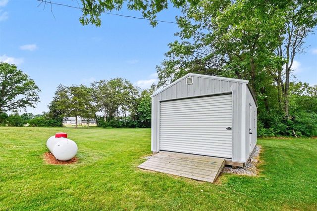 10290 Thorne Road, Horton, MI 49246