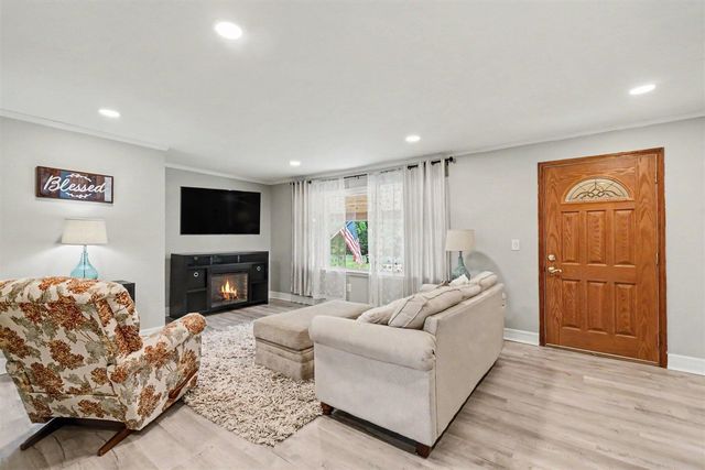 10290 Thorne Road, Horton, MI 49246