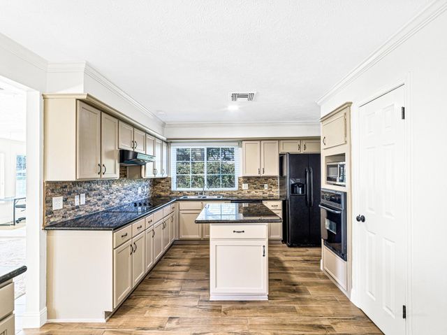 2523 Williams Grant Street, Sugar Land, TX 77479