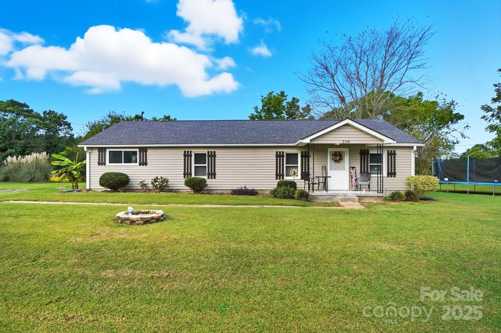 210 Roy Bell Road, Kings Mountain, NC 28086