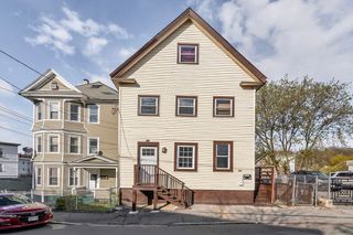 153 Union 1, Lawrence, MA 01841