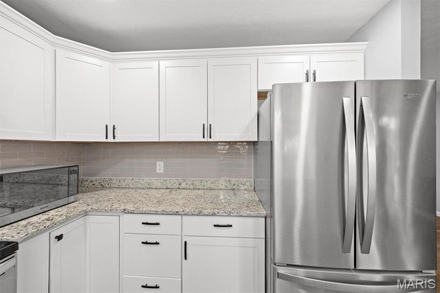 77 S Meadow Lane, Glen Carbon, IL 62034