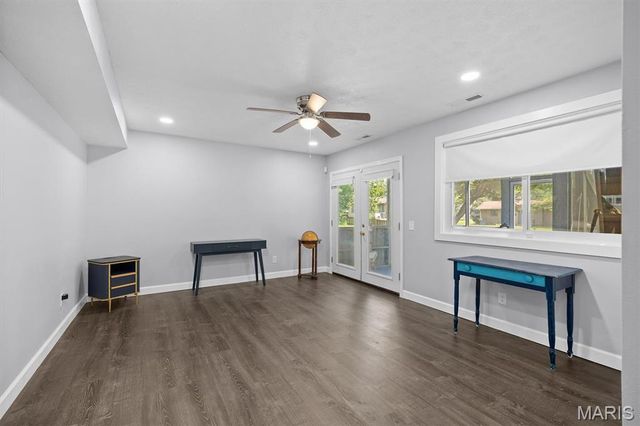 77 S Meadow Lane, Glen Carbon, IL 62034